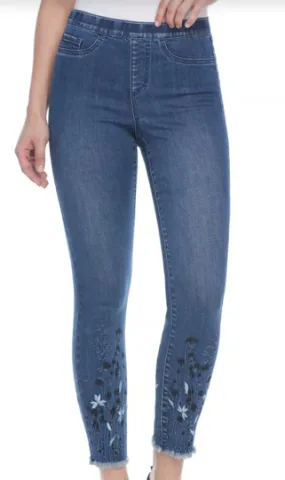 Pull-on slim ankle with Floral Motif w/ Frayed Hem