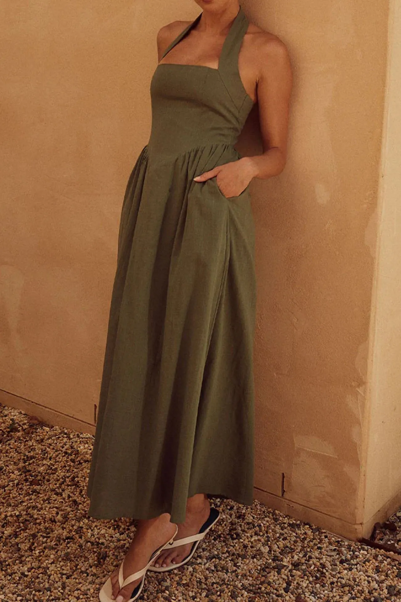 Solid Color Halterneck Backless A-Line Dress